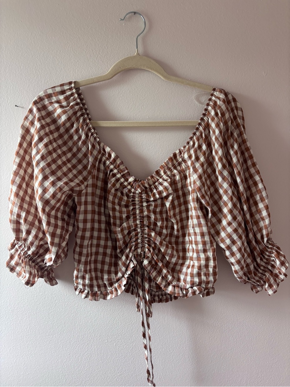 Gingham Ruched Brown Peasant Blouse